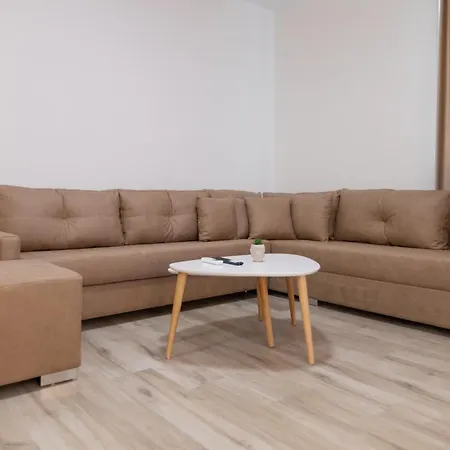 מלון Zani's Vlorë