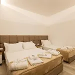 Zani's ホテル