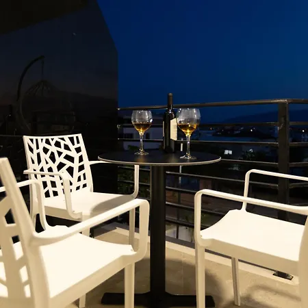 Zani's Hotel